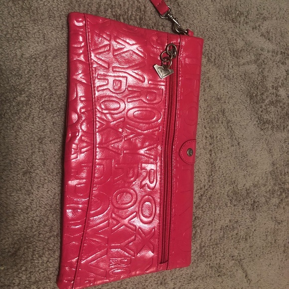 Pink Roxy clutch - Picture 6 of 6
